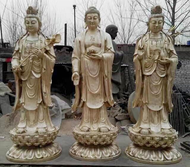 สร้างองศ์เทพเจ้าจีนในศาลเจ้า